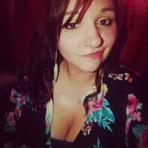 Meet your Posher, Leslie